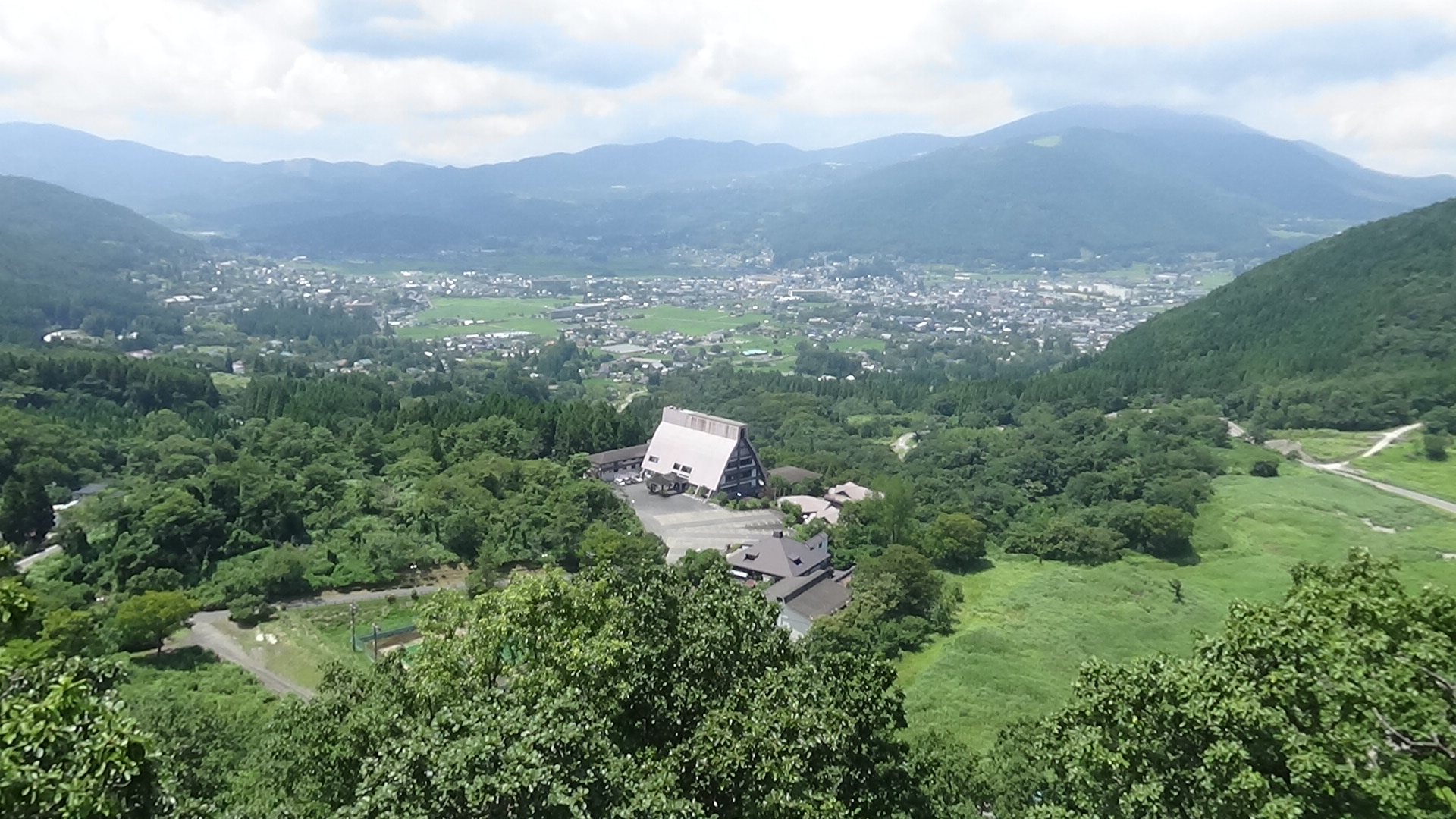 由布市】狭霧台（さぎりだい） - 日本風景街道 九州横断の道やまなみ